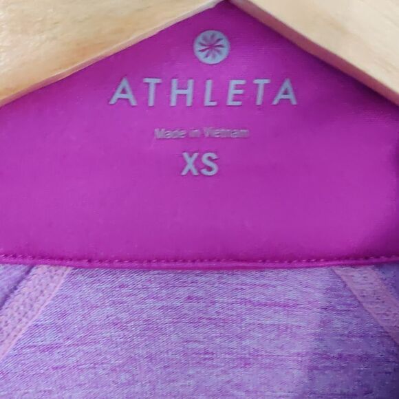 📏Athleta Half Zip Top - Picture 2 of 4